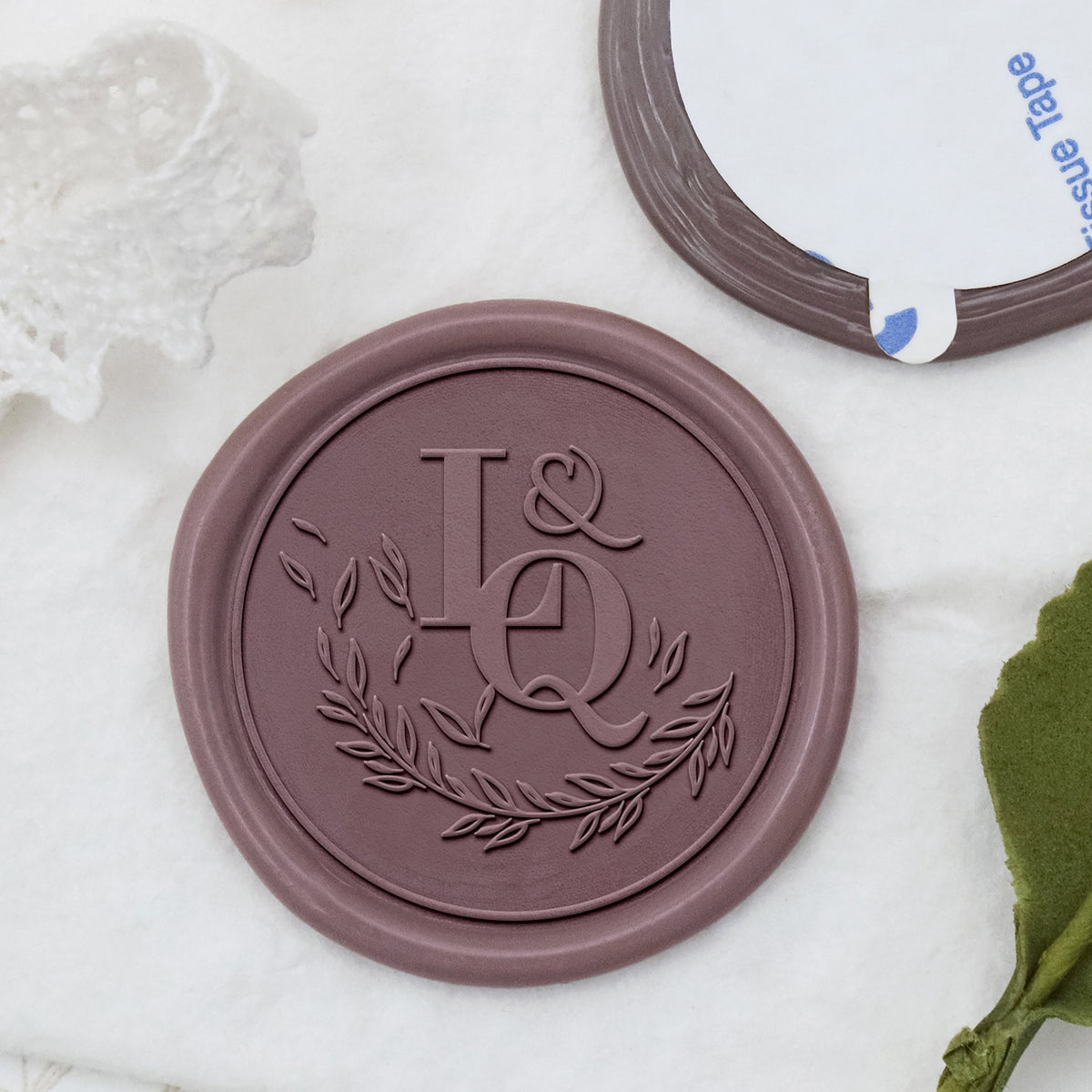 Stamprints Pegatinas de Sello de Lacre Personalizado de Monograma de Boda con Rama de Olivo Caída 1