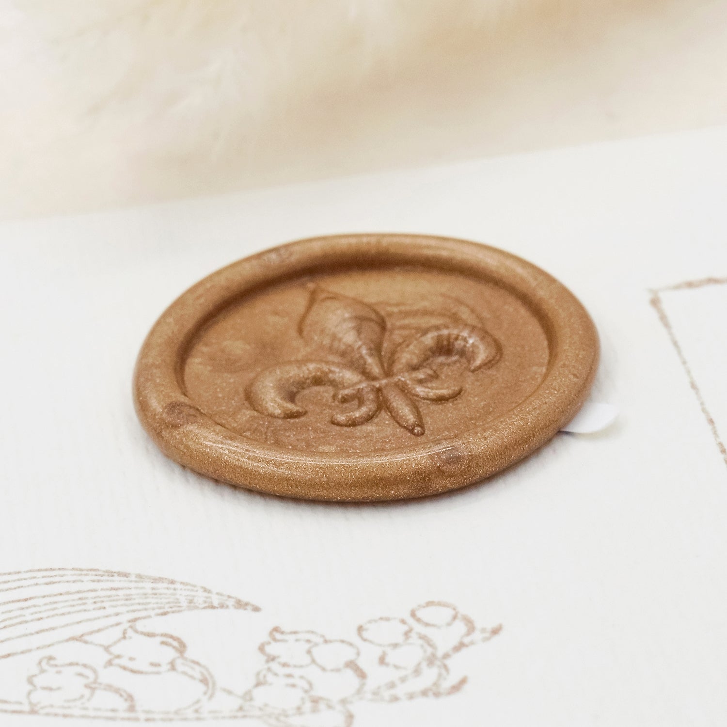 Stamprints Pegatinas de Sello de Lacre Autoadhesivo Flor de Lis en Relieve 3D 3
