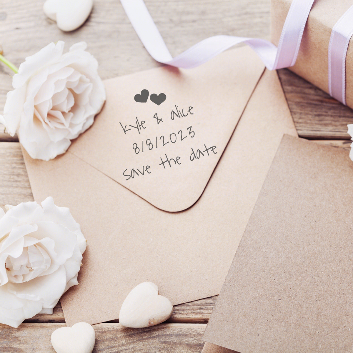 Sello de Caucho Personalizado con Fuente Fantástica para Reserva la Fecha de Boda wd3