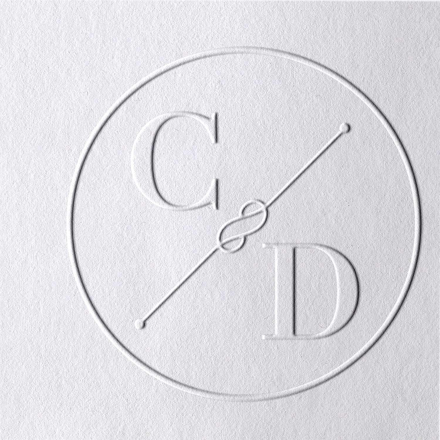 Sello en Seco Personalizado de Iniciales con Monograma de Nudo Simple para Boda 61