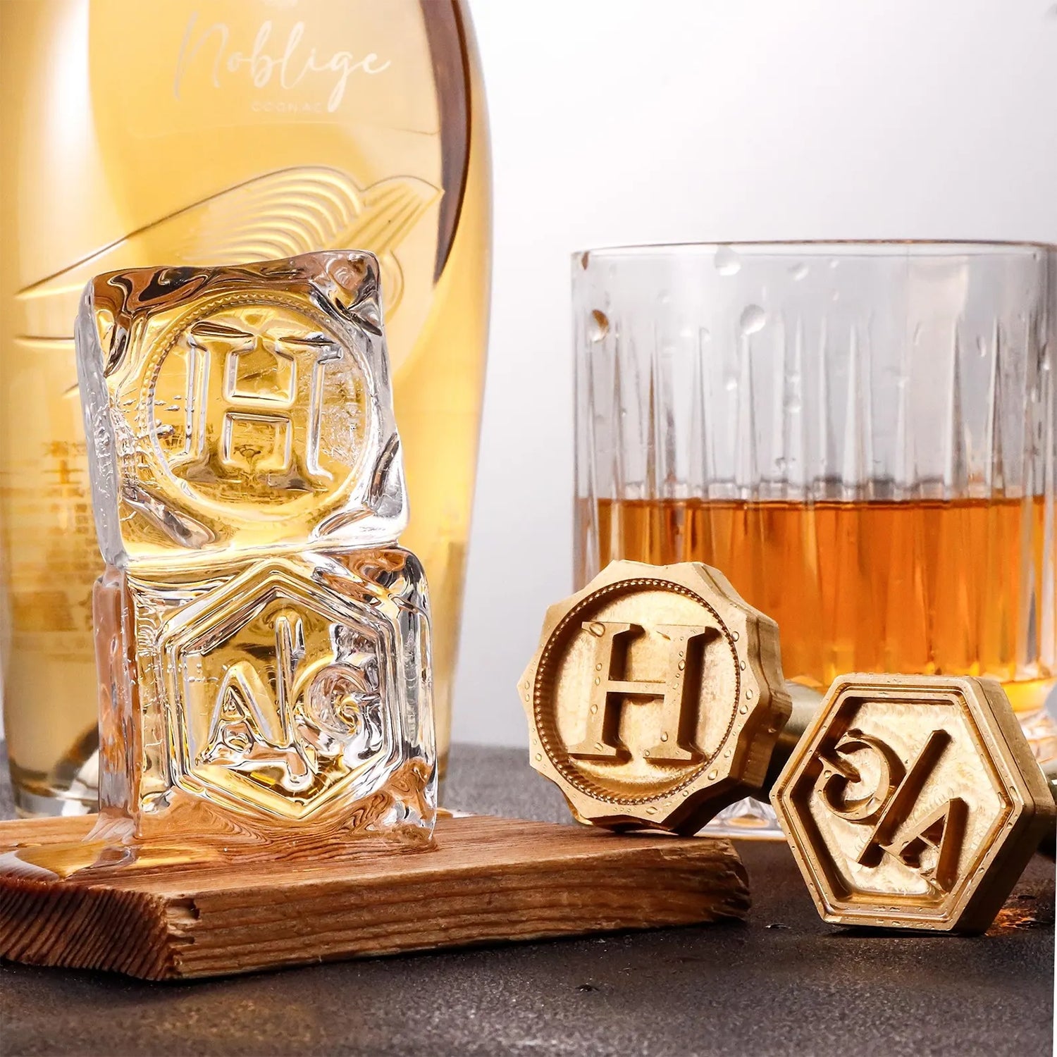 Sello de caucho de Hielo de Latón con Monograma Individual Hexa marca para Bartender y Planificador11